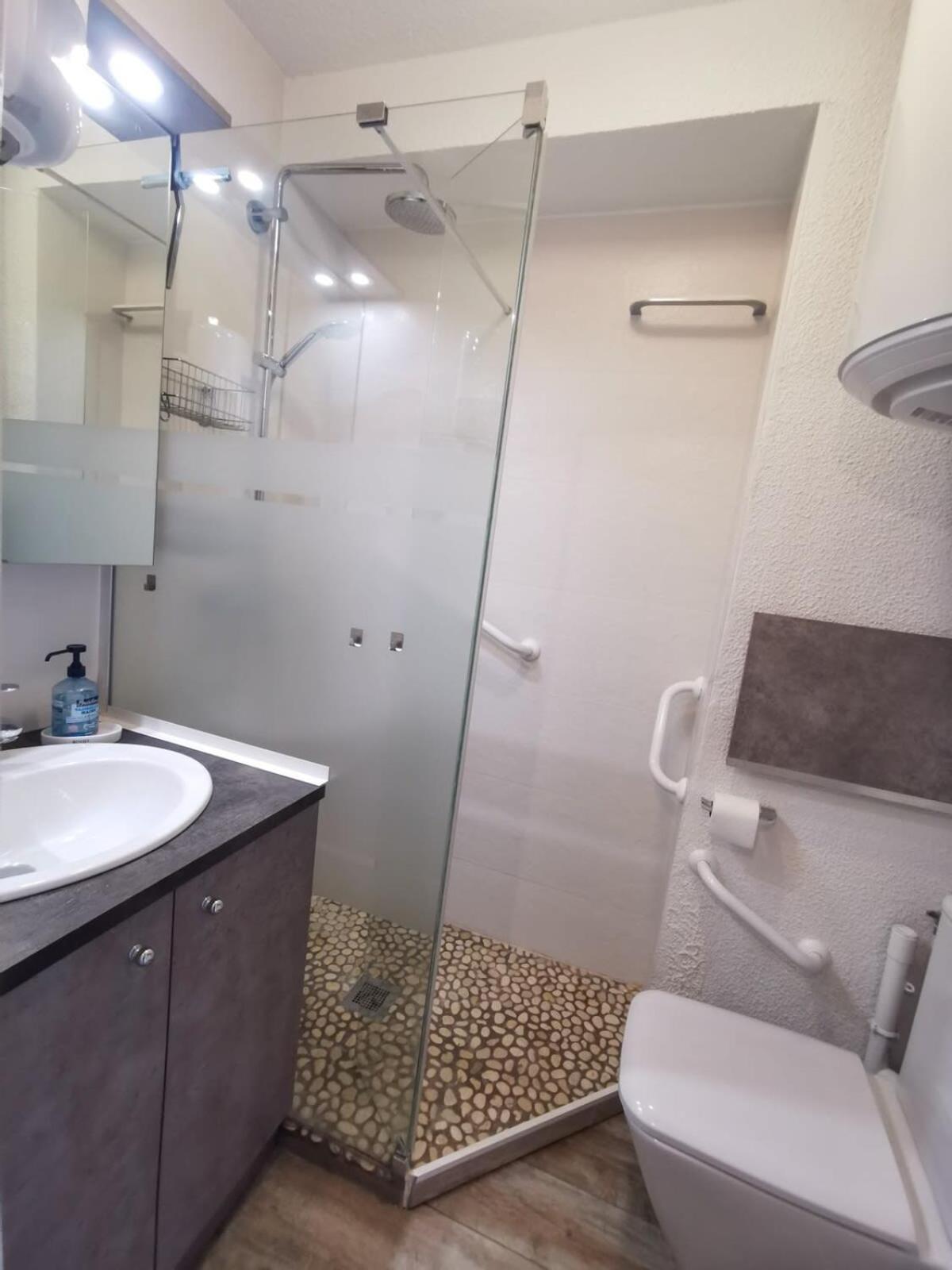Cozy Apartment "Wapiti" At The Foot Of The Slopes Les Déserts Exterior foto